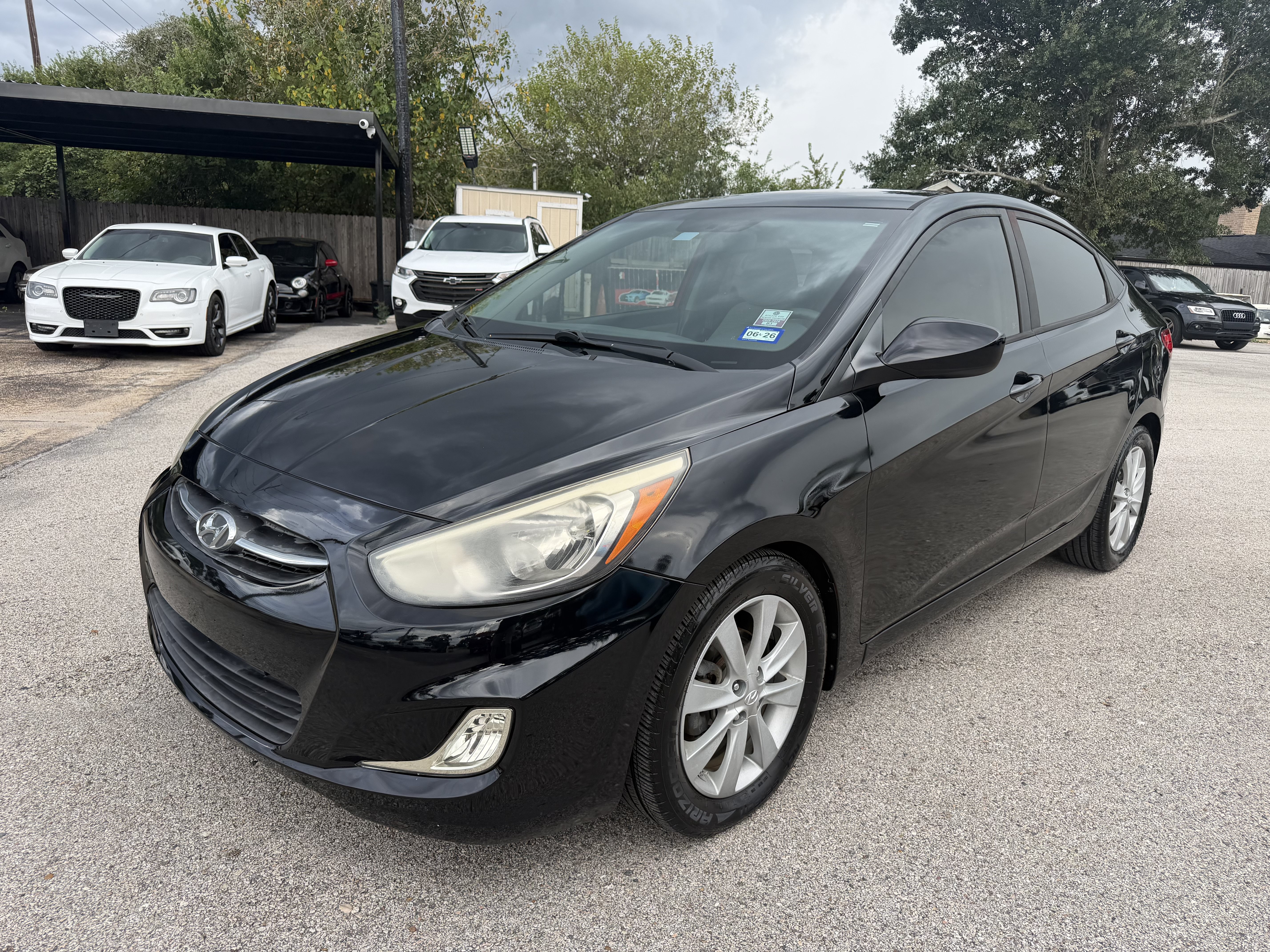 Used 2016 Hyundai Accent SE w/ Option Group 02 FWD image 1