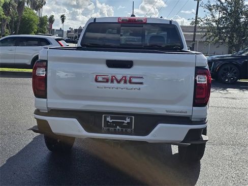 New 2026 GMC Canyon Elevation w/ Convenience Package image 6