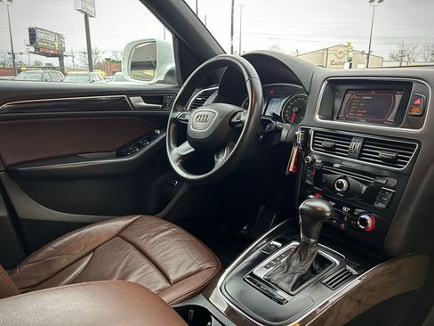 Used 2014 Audi Q5 2.0T Premium w/ Lighting Package image 29