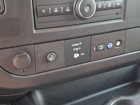 Used 2025 Chevrolet Express 2500 w/ Driver Convenience Package RWD image 24