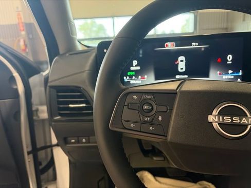 New 2026 Nissan Sentra SV w/ SV Convenience Package FWD image 18