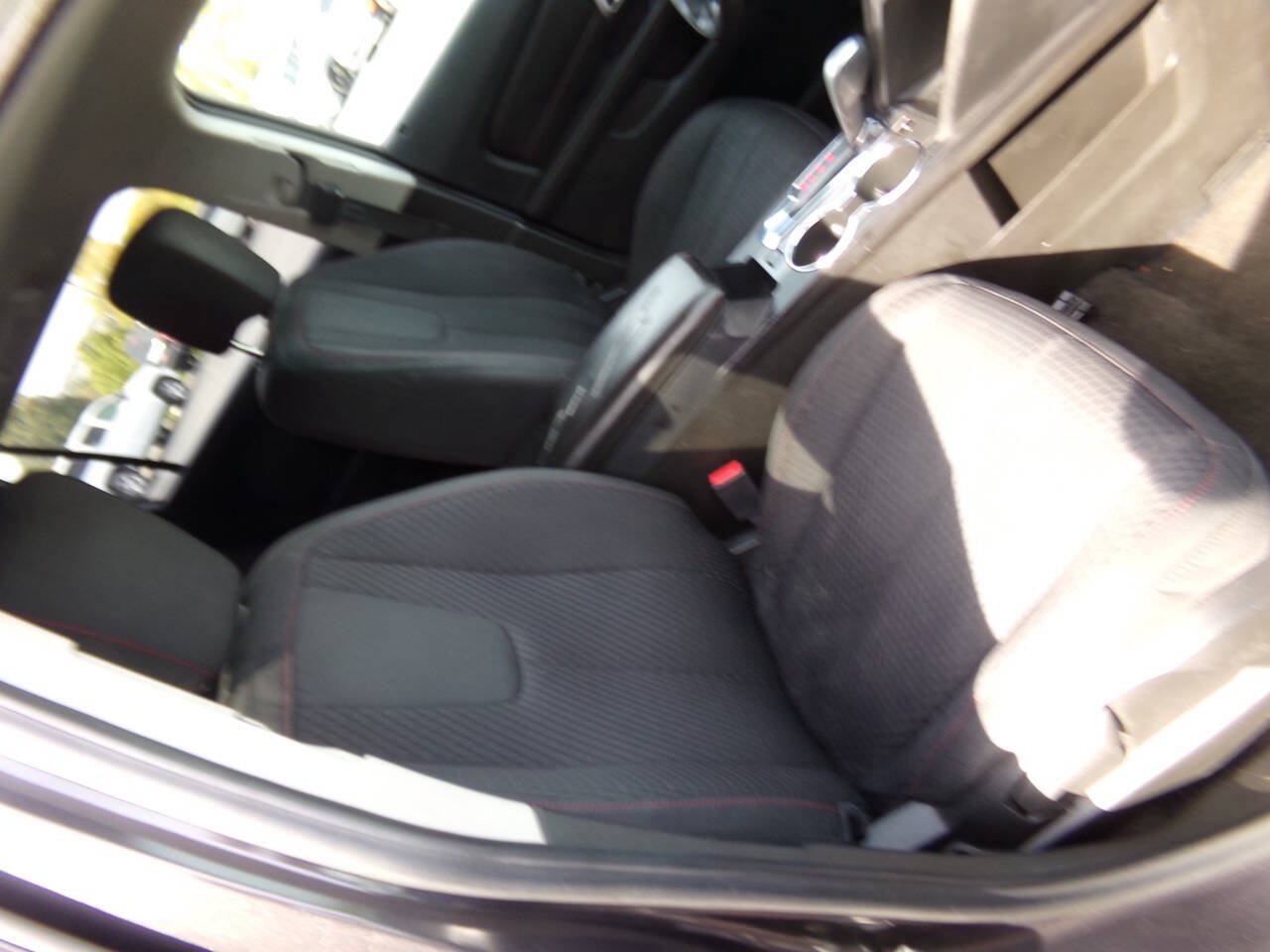 Used 2015 GMC Terrain SLE FWD image 27