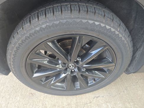 Used 2023 MAZDA CX-9 Touring Plus AWD/4WD image 9
