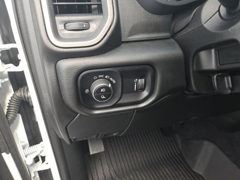 New 2025 RAM 2500 Tradesman image 31
