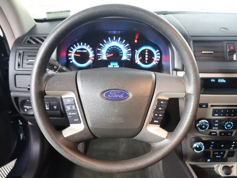 Used 2011 Ford Fusion SE FWD image 33
