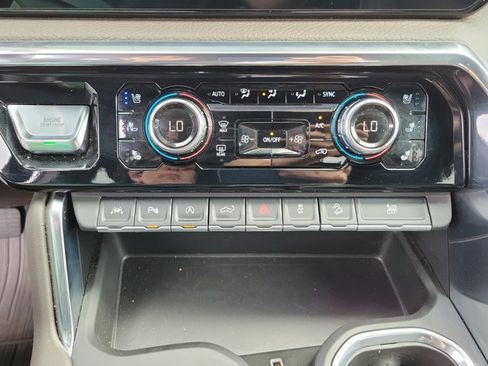 Used 2024 GMC Sierra 1500 Denali image 19