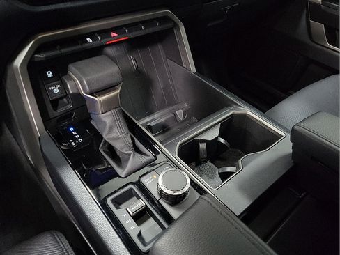 Certified 2025 Toyota Tundra SR5 AWD/4WD image 18