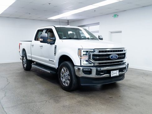 Used 2020 Ford F250 Lariat image 25