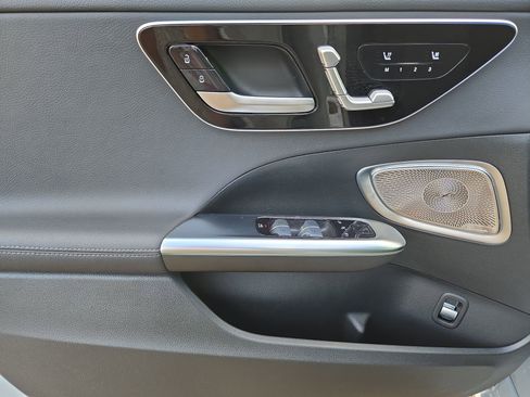 New 2025 Mercedes-Benz C 300 Sedan image 15