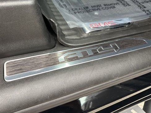 Used 2023 GMC Sierra 1500 AT4 w/ AT4 Premium Package image 43