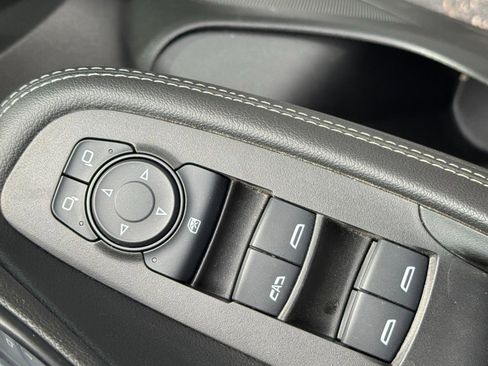 Used 2021 Buick Encore GX Preferred w/ Cold Weather Comfort Package image 15