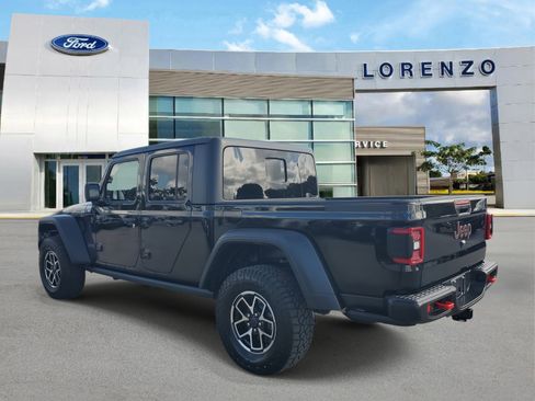 Used 2025 Jeep Gladiator Rubicon w/ Convenience Group image 7