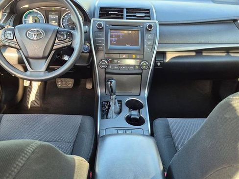 Used 2016 Toyota Camry LE FWD image 15