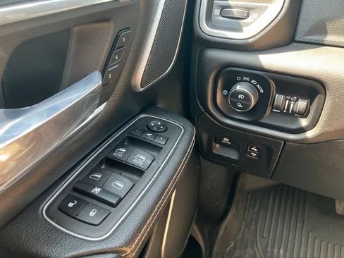 Used 2023 RAM 1500 Laramie AWD/4WD image 16