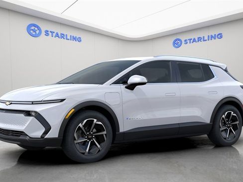 New 2026 Chevrolet Equinox EV LT image 2