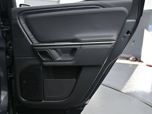 Used 2024 Rivian R1T Adventure AWD/4WD image 24