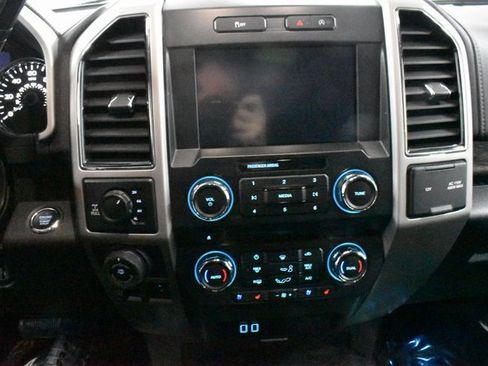 Used 2018 Ford F150 Lariat image 20