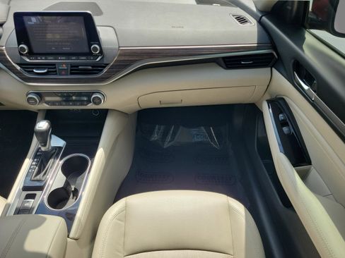Certified 2022 Nissan Altima 2.5 SL image 17