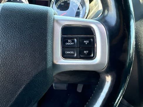 Used 2018 Dodge Grand Caravan GT FWD image 12