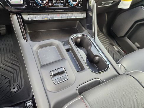 New 2025 GMC Sierra 2500 AT4X w/ AT4X AEV Edition image 15