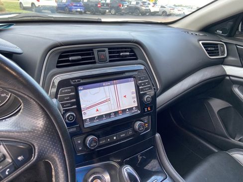 Used 2018 Nissan Maxima 3.5 SL image 38