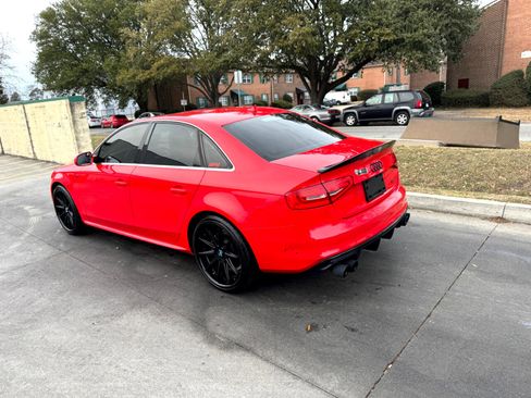 Used 2016 Audi A4 2.0T Premium image 9