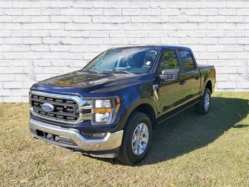 Used 2023 Ford F150 XLT image 4