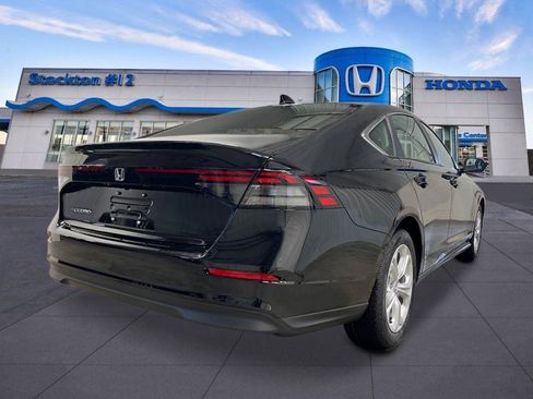 New 2026 Honda Accord LX image 5