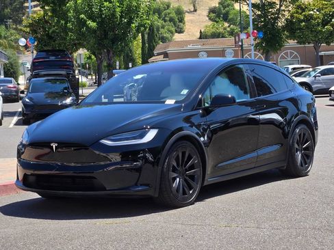 Used 2023 Tesla Model X AWD/4WD image 10