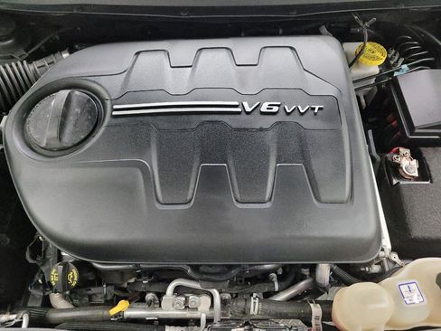Used 2021 Jeep Cherokee Limited AWD/4WD image 30