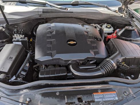 Used 2010 Chevrolet Camaro LT RWD image 16