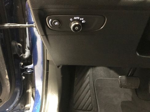 Certified 2023 Buick Envision Preferred image 29