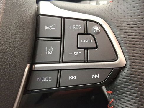 Used 2025 Toyota Sienna XSE image 24