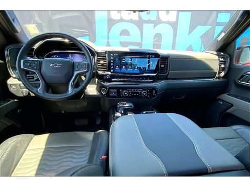 Used 2024 Chevrolet Silverado 1500 ZR2 w/ Technology Package AWD/4WD image 17