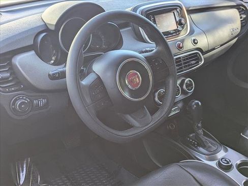 Used 2017 FIAT 500X Trekking image 9