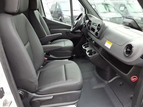 New 2025 Mercedes-Benz Sprinter 3500 image 17