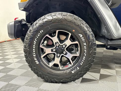 Used 2021 Jeep Wrangler Unlimited Rubicon w/ LED Lighting Group AWD/4WD image 30