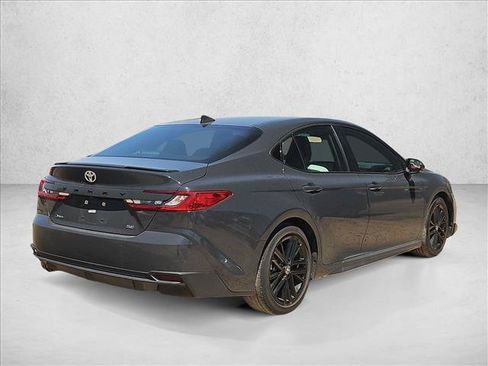 Used 2025 Toyota Camry SE FWD image 5