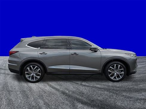 Used 2023 Acura MDX SH-AWD w/ Technology Package image 3