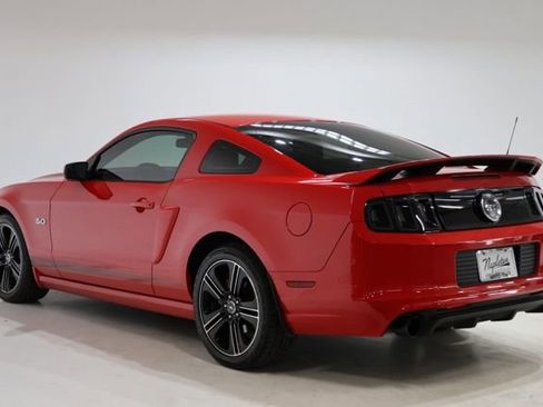 Used 2014 Ford Mustang GT Premium w/ Equipment Group 402A RWD image 5