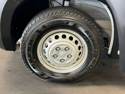 Used 2024 RAM ProMaster 3500 w/ Delivery Van Package image 11