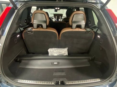 Used 2025 Volvo XC90 B5 Plus image 9