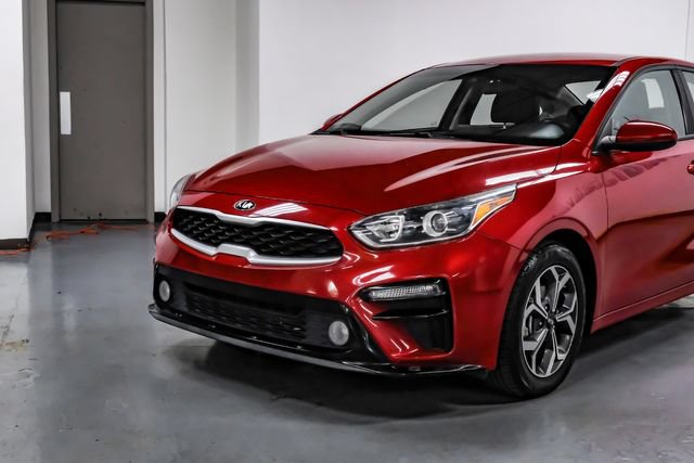 Used 2020 Kia Forte LXS FWD image 9