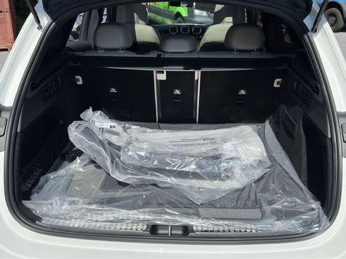 New 2026 Mercedes-Benz GLC 300 4MATIC image 24