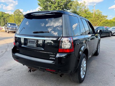 Used 2012 Land Rover LR2 HSE AWD/4WD image 6