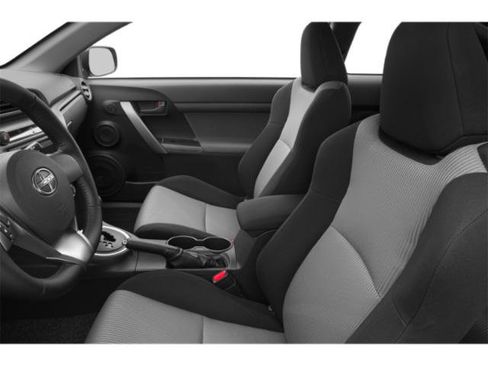 Used 2015 Scion tC image 9