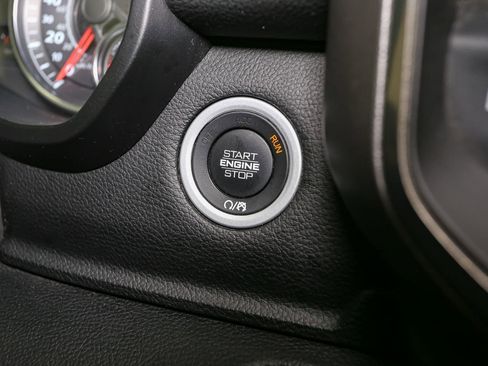 Used 2020 RAM 1500 Sport w/ Leather & Sound Group image 40