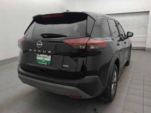 Used 2023 Nissan Rogue S AWD/4WD image 9