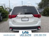 Used 2017 Mitsubishi Outlander SE image 4