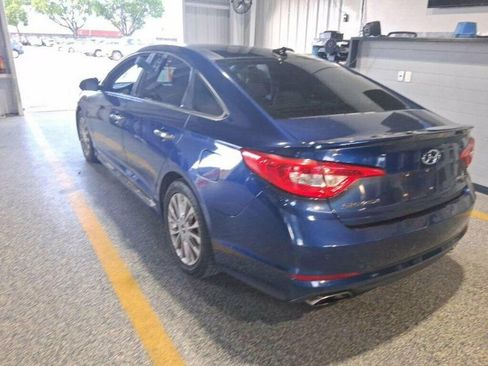 Used 2015 Hyundai Sonata Limited w/ Option Group 06 image 2